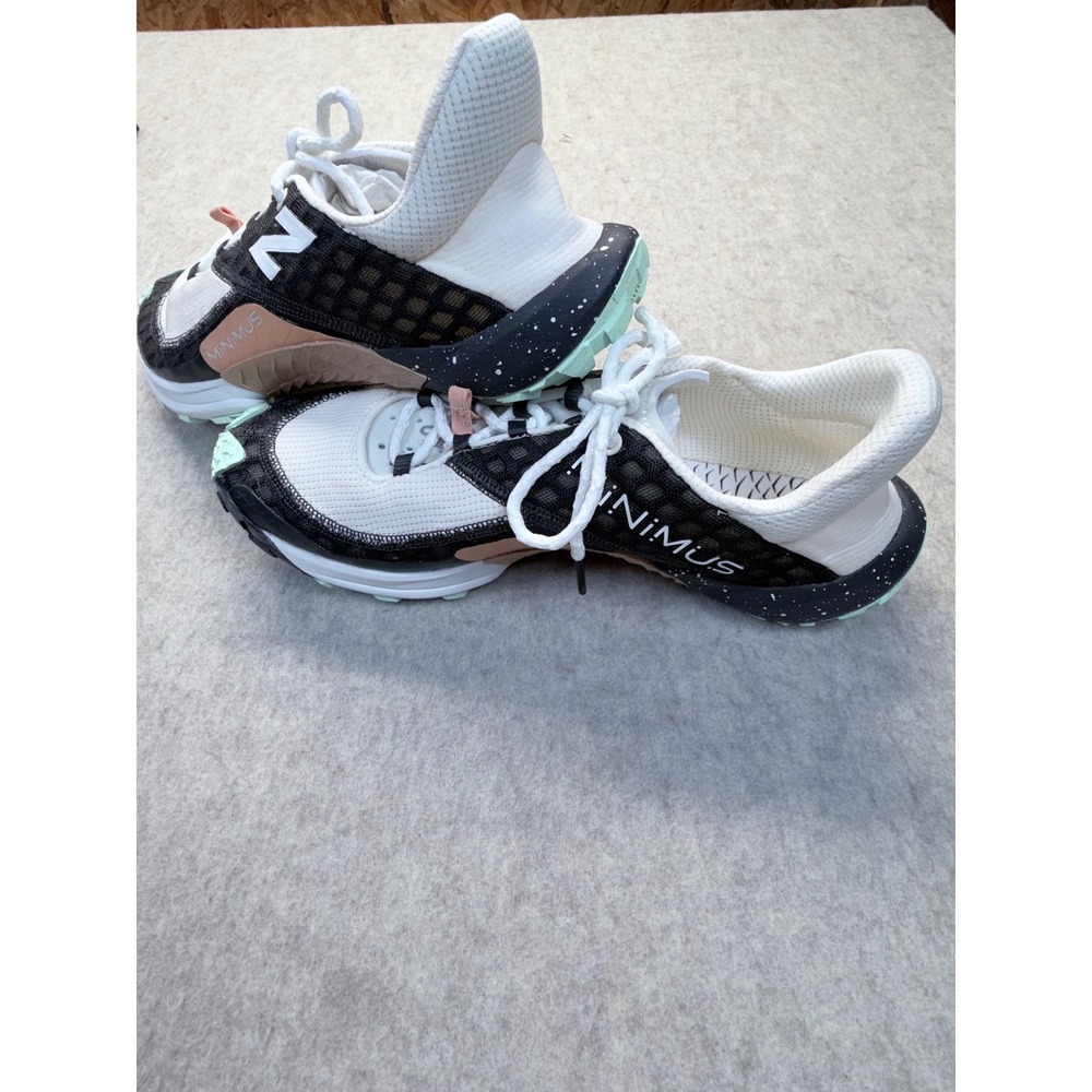 New Balance Minimus TR Mens 9 White Black Training Shoes MTM10CM1 Wide 2E